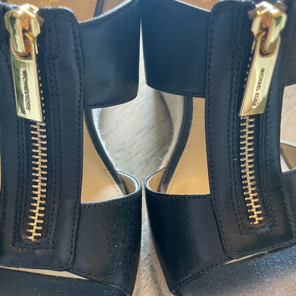 Micheal Kors Wedge Sandals - Size 8 - Picture 4 of 4